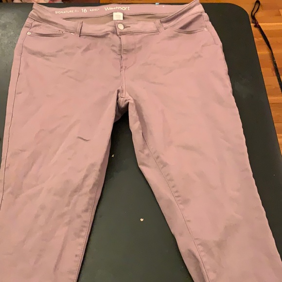 Westport Pants - Size 16 lavender ankle pants BOGO FREE